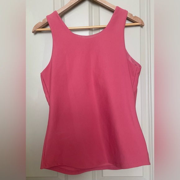 Active Ribbed Tank with Bra - Picture 2 of 4